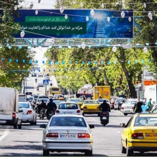 (فیلم) پشت نویسی عجیب یک سمند در تهران!