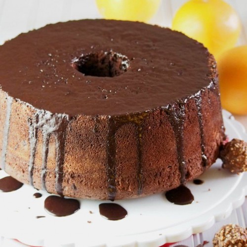 روش تهیه کیک اسفنجی شکلاتی آسان 
