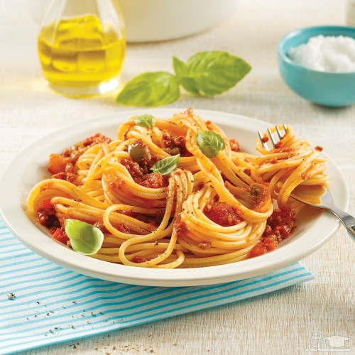 روش تهیه اسپاگتی با عطر ریحان