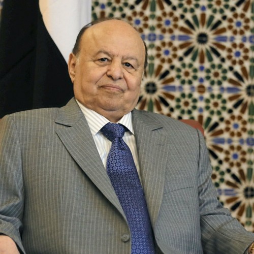 رئیس جمهور فراری یمن قدرت را واگذار کرد