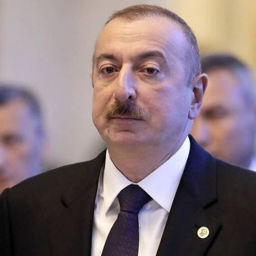 رئیس‌جمهور آذربایجان با «سوره فتح» کنار «رود ارس» به دنبال مخابره چه پیامی است؟