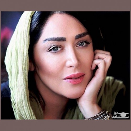 روسری زیبای سارا منجزی پور