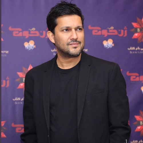 سلفی خوابالویی حامد بهداد در رختخواب