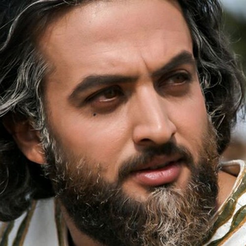 شرکت حضرت یوسف با چهره ای درهم و پریشان در جشنواره فیلم فجر خبرساز شد