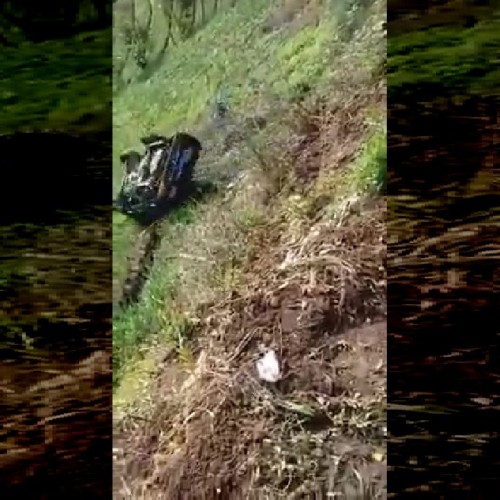 (فیلم) سقوط یک دستگاه کامیونت از لبه پرتگاه 