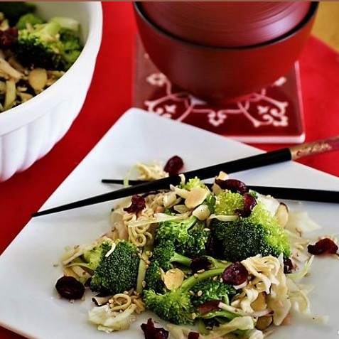 طرز درست کردن سالاد کلم بروکلی