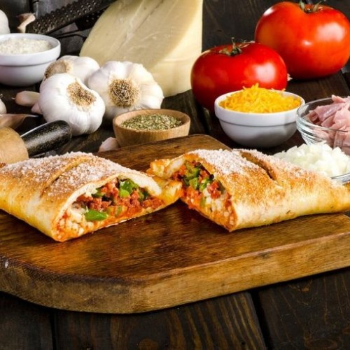 طرز تهیه پیتزا ایتالیایی کالزونه