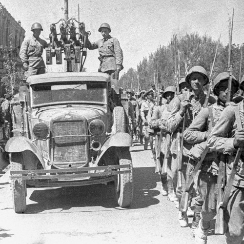 The British Invasion and the Strangulation of Persia, 1918–1920