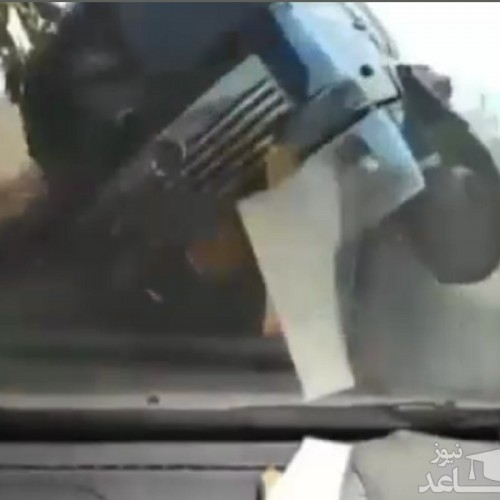 (فیلم) توقف معجزه‌ آسای کامیون در یک متری خودروی سواری! 