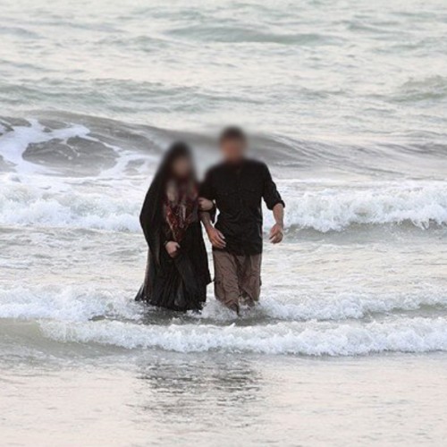(فیلم) واکنش فرماندار فریدونکنار به حجاب یک زن مشهدی در دریا!