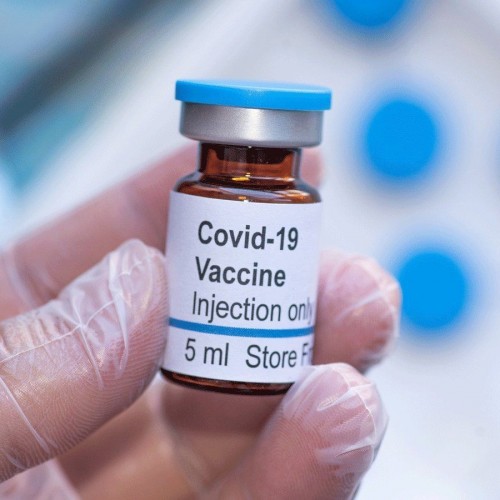 (فیلم) واکسن کرونا در کف خیابان ناصر خسرو !؟ 