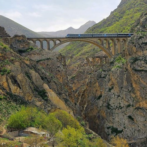 Veresk Bridge in Mazandaran