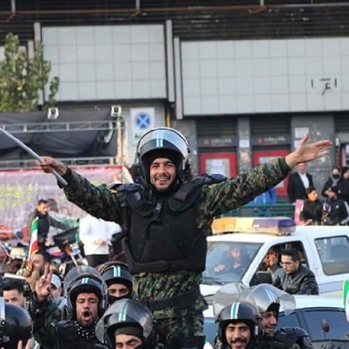 ویدئو جالب از رقص و پایکوبی نیروهای یگان ویژه در تهران