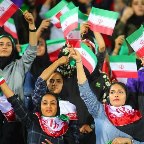 ورود زنان به ورزشگاه‌ در مشهد و دو شهر دیگر ممنوع شد