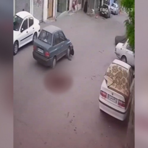 (فیلم) زیر گرفتن یک مرد توسط راننده پراید در خیابان ملازینال تبریز 