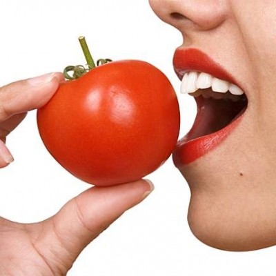 تأثیرات گوجه فرنگی بر زیبایی