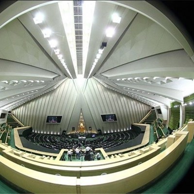 اصولگراهای تندرو مخالف بودجه 99 / حمله با کد ۰۹۱۵