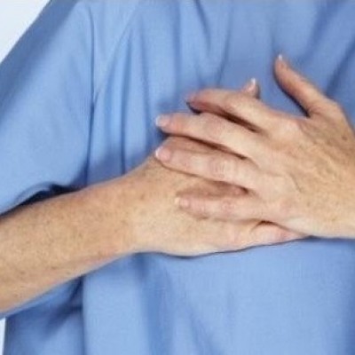 علل درد در سمت راست قفسه سینه و راههای درمان آن