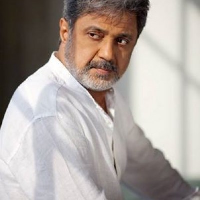 داریوش اقبالی و دختر بسیار زیبایش بیتا