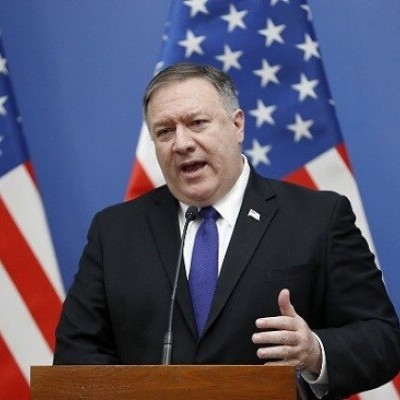 پمپئو: ایران، کرونا را به ۵ کشور منتقل کرده است!